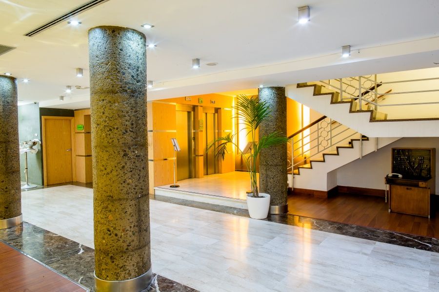 เอ็กเซ ลาส ปาลมาส Hotel ลาสปัลมาส เด กรานคานาเรีย ภายนอก รูปภาพ